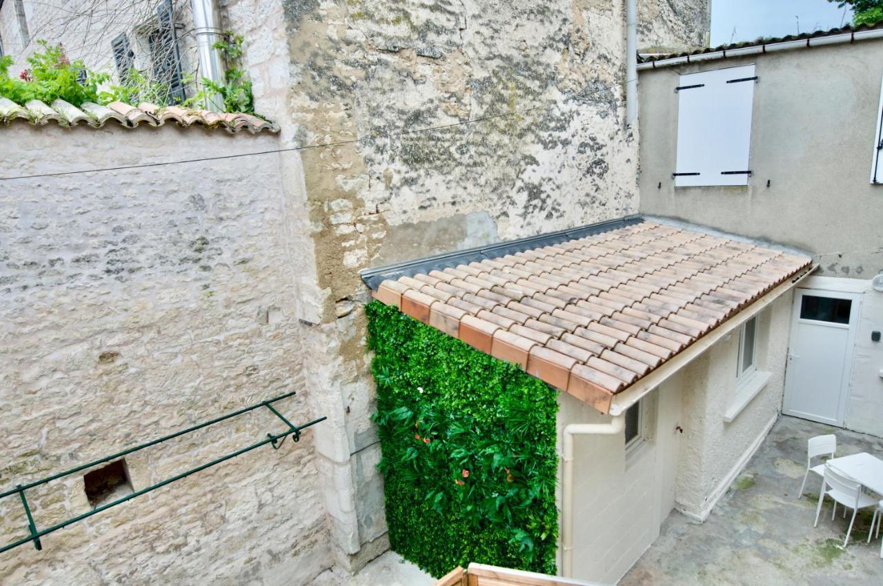 Apartmán Nuiteejour Niort Centre Exteriér fotografie