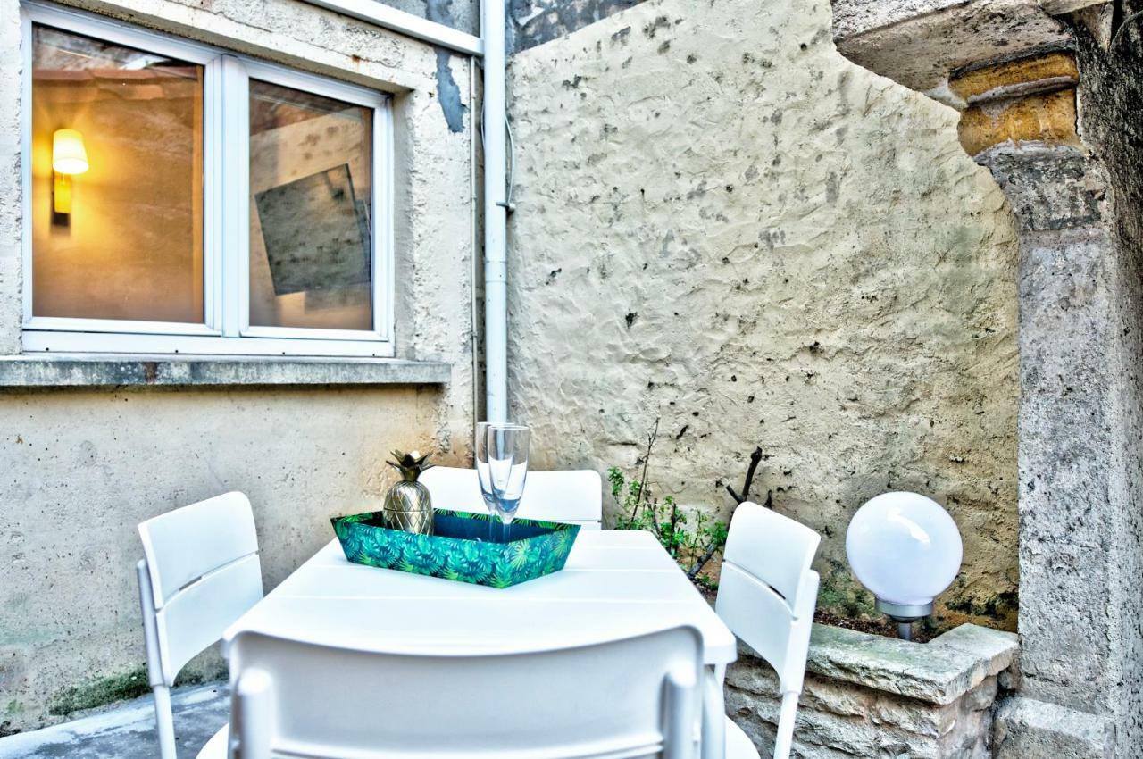 Apartmán Nuiteejour Niort Centre Exteriér fotografie